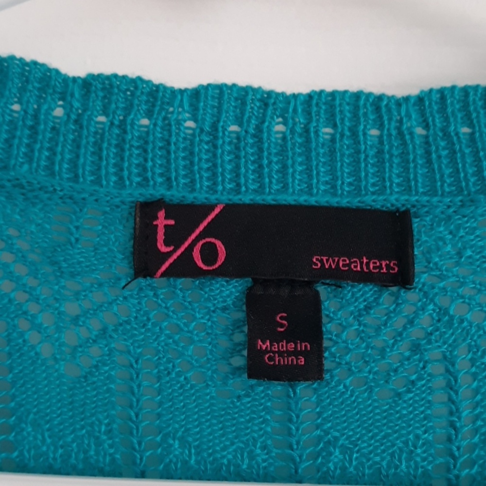 # T/O  jacket. Size: Small - Picture 3 of 5